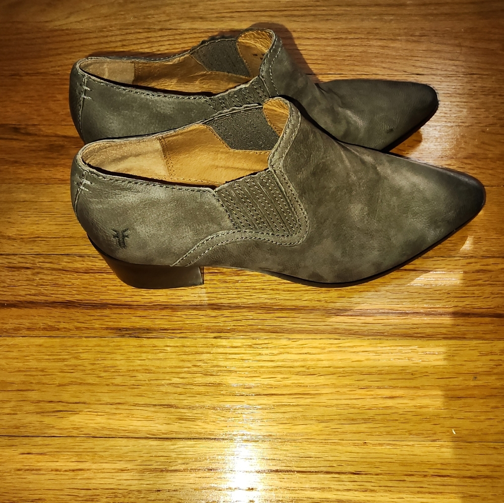 Frye ankle boot